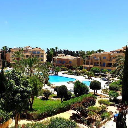 Comfortable 2 Bedroom Apartment In Popular Limnaria Gardens Paphos Exteriér fotografie