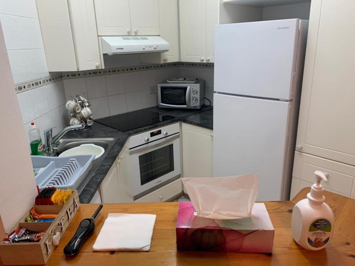 Comfortable 2 Bedroom Apartment In Popular Limnaria Gardens Paphos Exteriér fotografie